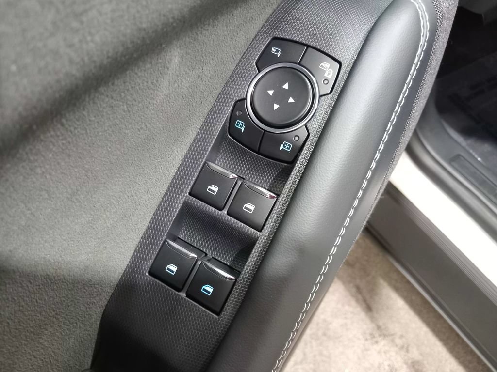 Certified 2025 Ford Mustang Mach-E GT AWD/4WD image 18