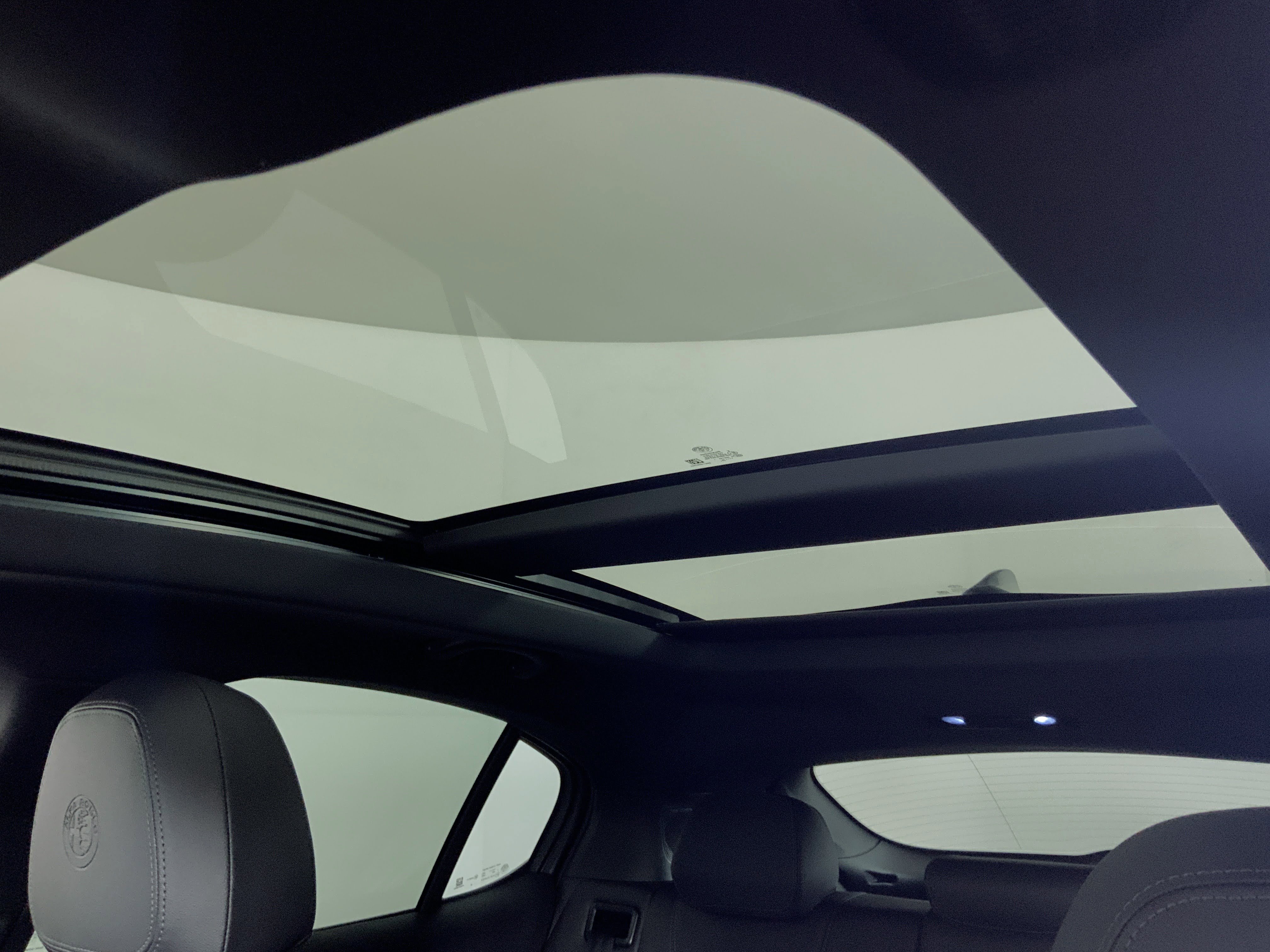 New 2025 Alfa Romeo Stelvio Sprint w/ Convenience Package image 21