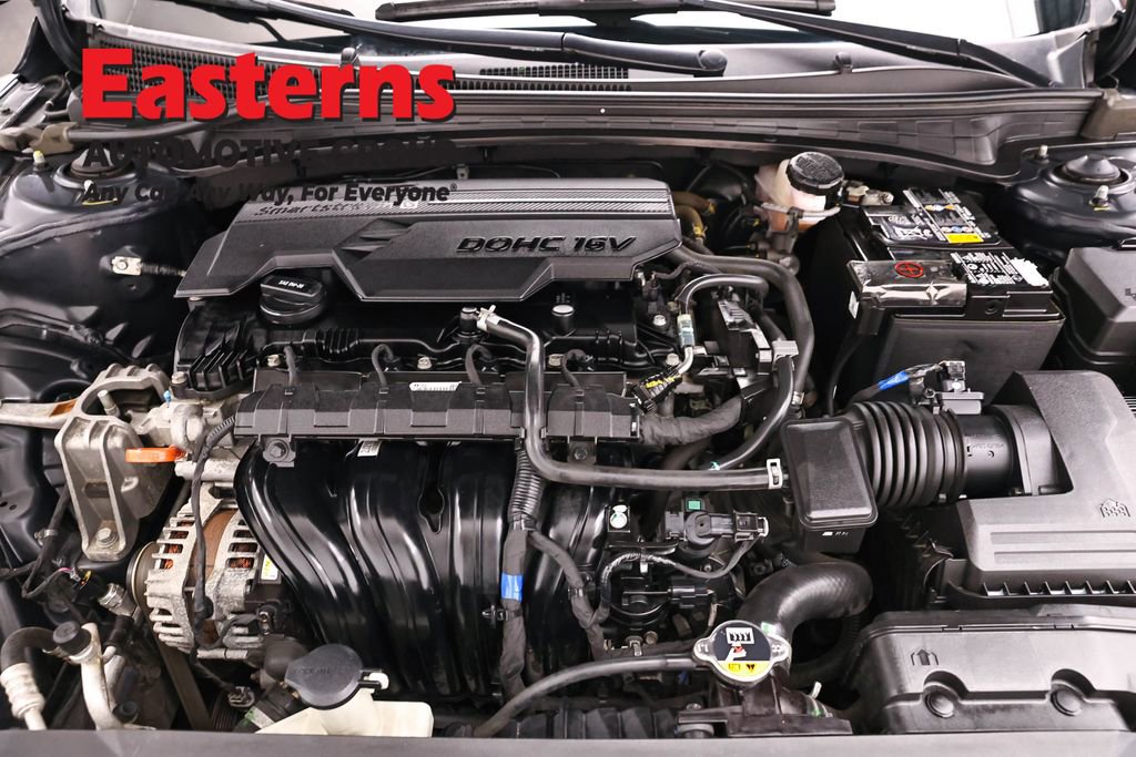 Used 2021 Hyundai Elantra SEL w/ Convenience + Premium Package FWD image 7