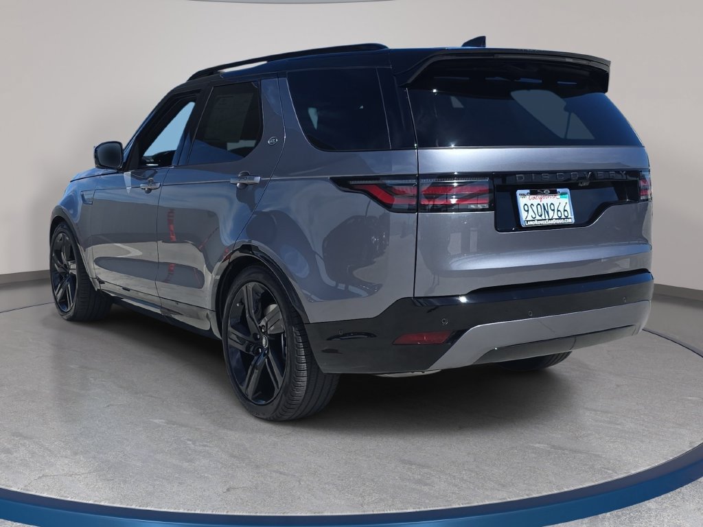 Used 2025 Land Rover Discovery Dynamic SE AWD/4WD image 7