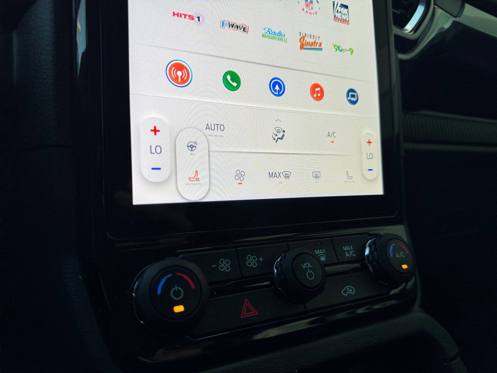 Used 2024 Ford Ranger Lariat w/ Advanced Towing Package image 27