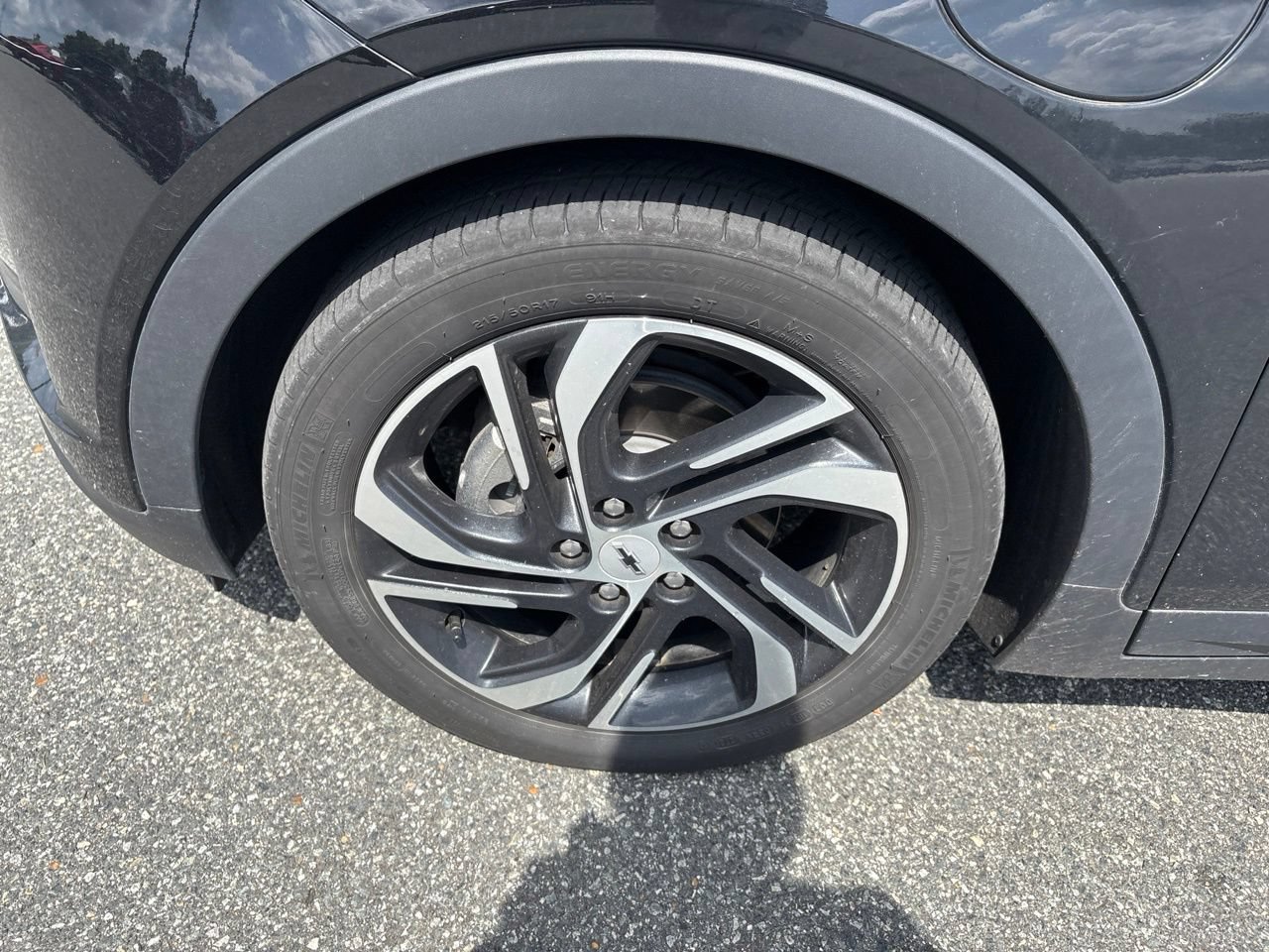 Used 2022 Chevrolet Bolt LT w/ Infotainment Package FWD image 10