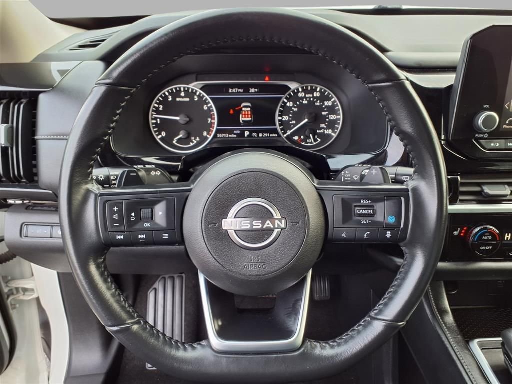 Certified 2024 Nissan Pathfinder SV image 12