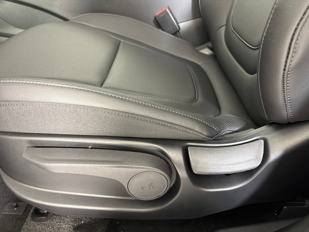 New 2027 Hyundai Santa Cruz SE FWD image 15