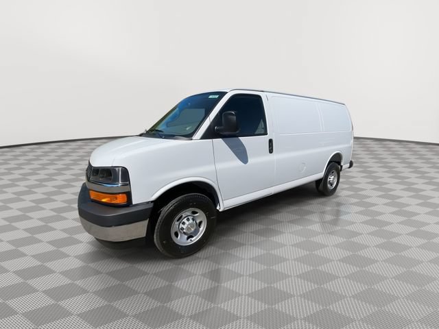 New 2026 Chevrolet Express 2500 w/ Driver Convenience Package RWD image 5
