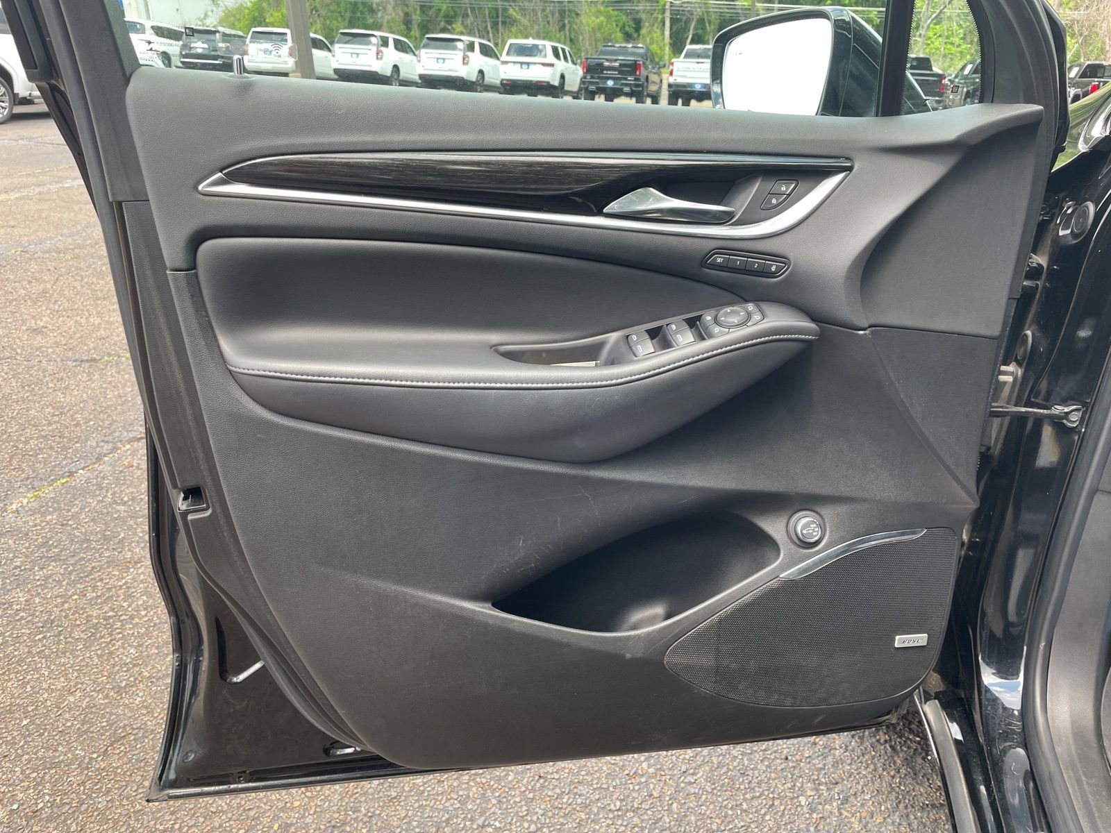 Used 2020 Buick Enclave Avenir w/ Avenir Technology Package image 12