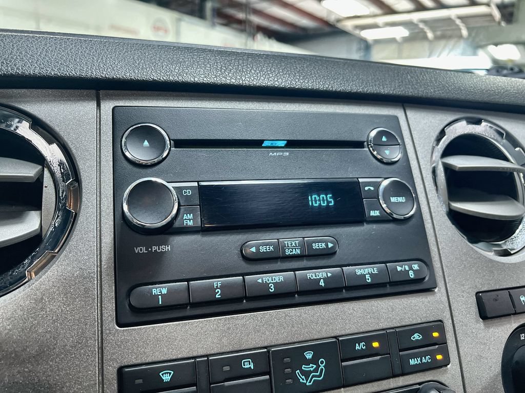 Used 2015 Ford F250 XLT RWD image 28