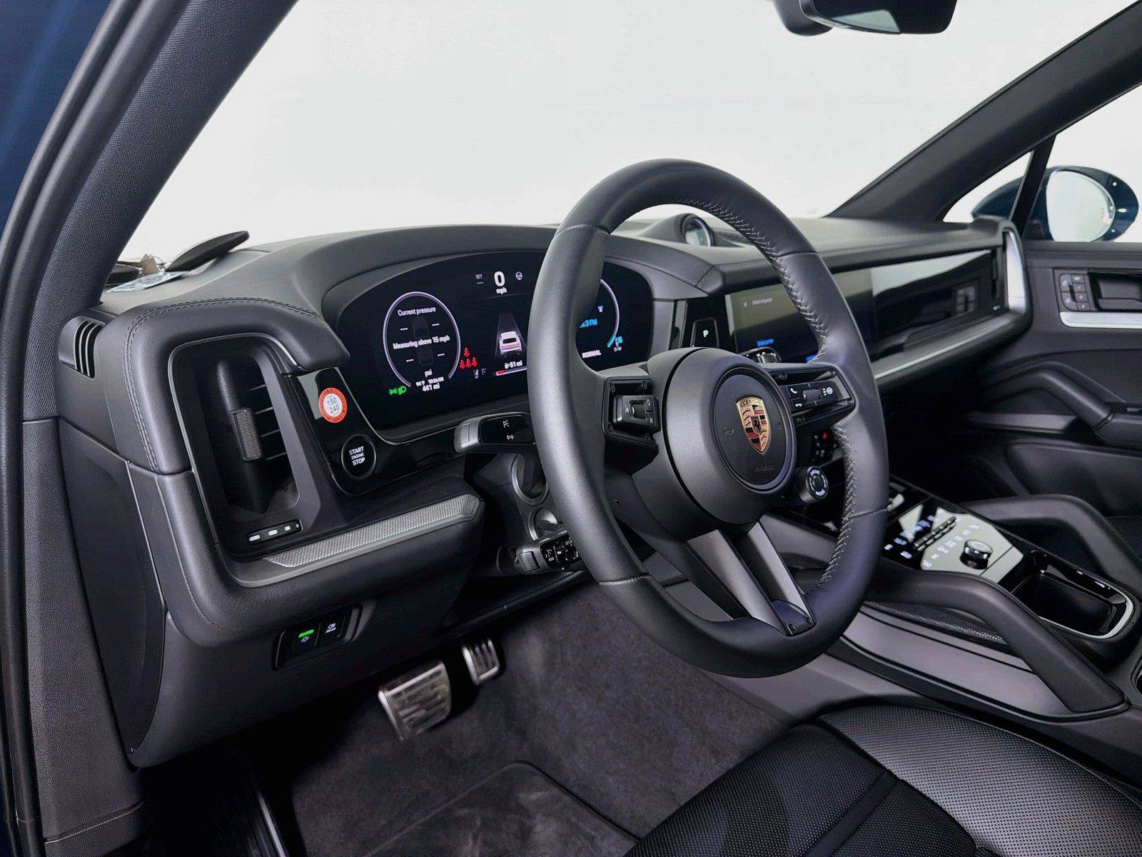 Certified 2026 Porsche Cayenne S AWD/4WD image 4