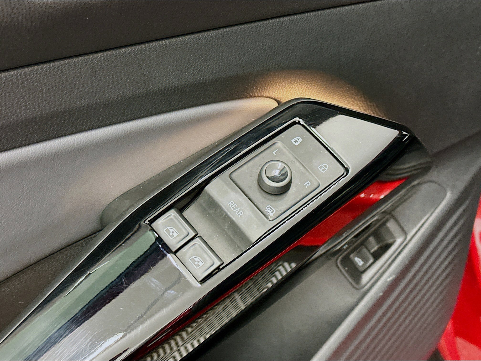 Used 2023 Volkswagen ID.4 Pro S image 15