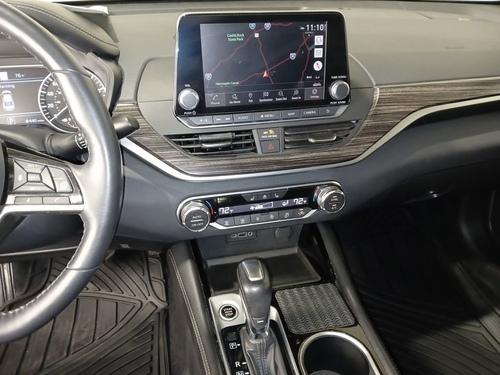 Used 2020 Nissan Altima 2.0 Platinum FWD image 17