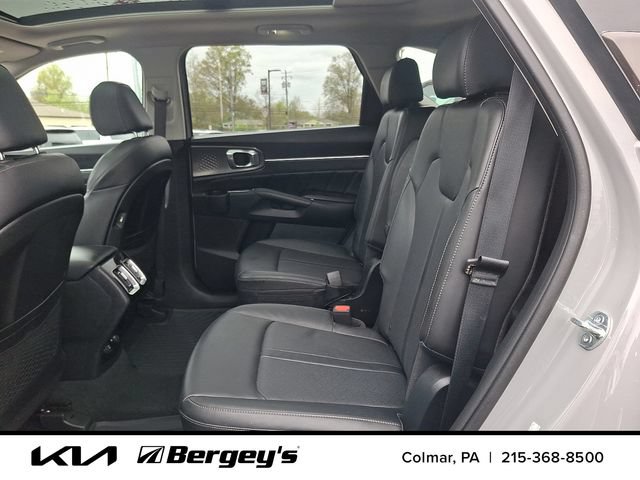 Certified 2023 Kia Sorento SX AWD/4WD image 12