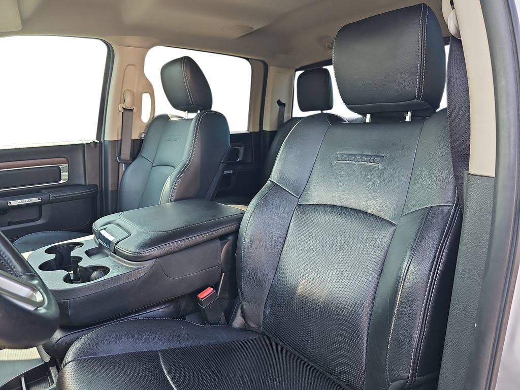 Used 2016 RAM 1500 Laramie AWD/4WD image 15