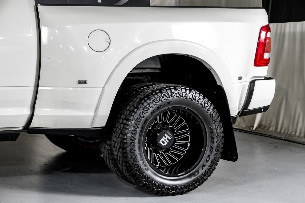 Used 2022 RAM 3500 Limited AWD/4WD image 14
