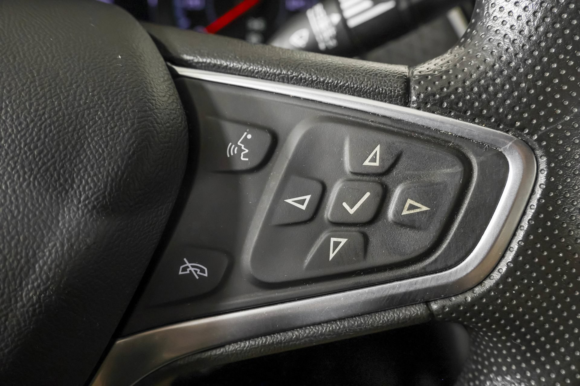 Used 2023 Chevrolet Malibu LT FWD image 28