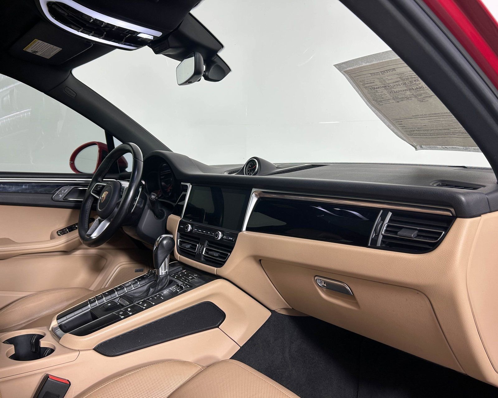 Used 2020 Porsche Macan image 22