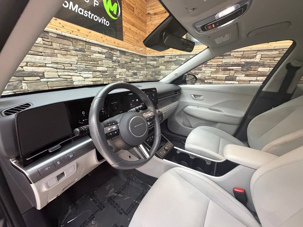 Used 2024 Hyundai Kona SEL w/ Convenience Package AWD/4WD image 12
