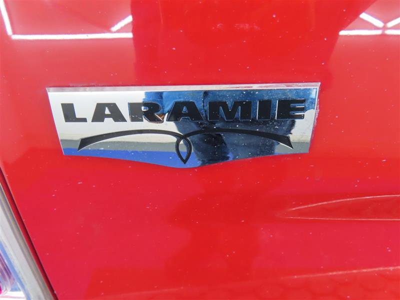 Used 2015 RAM 1500 Laramie w/ Convenience Group image 12