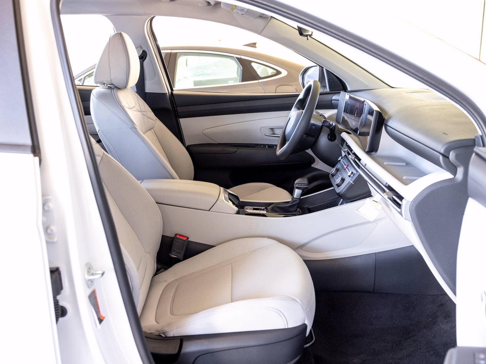 New 2025 Hyundai Tucson SE FWD image 26