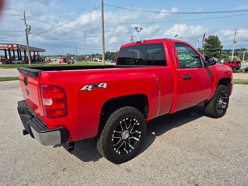 Used 2007 Chevrolet Silverado 1500 W/T w/ Towing Package AWD/4WD image 4