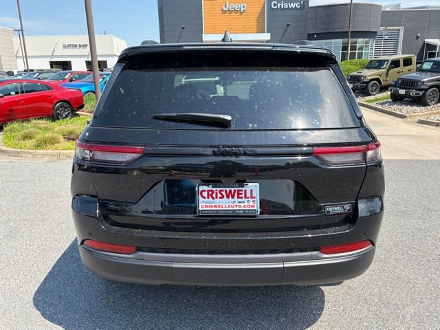 New 2026 Jeep Grand Cherokee Limited AWD/4WD image 4