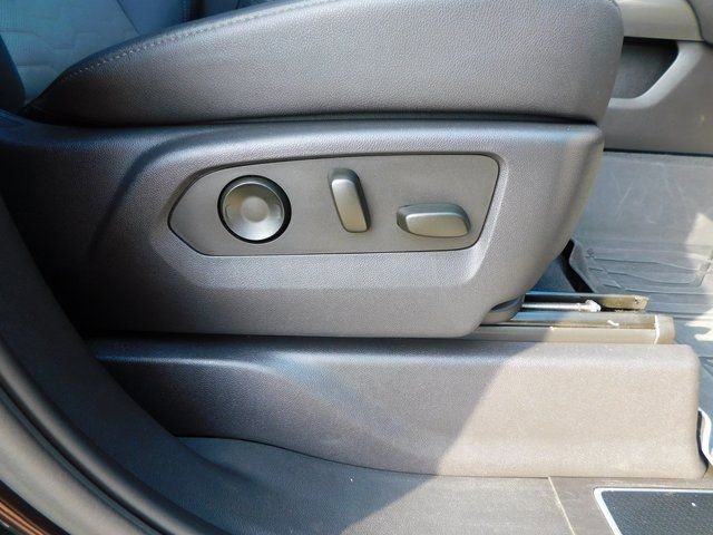 Used 2023 Chevrolet Silverado 1500 ZR2 w/ Technology Package image 22