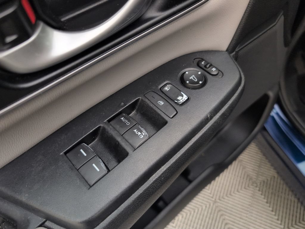 Used 2020 Honda CR-V EX-L image 33
