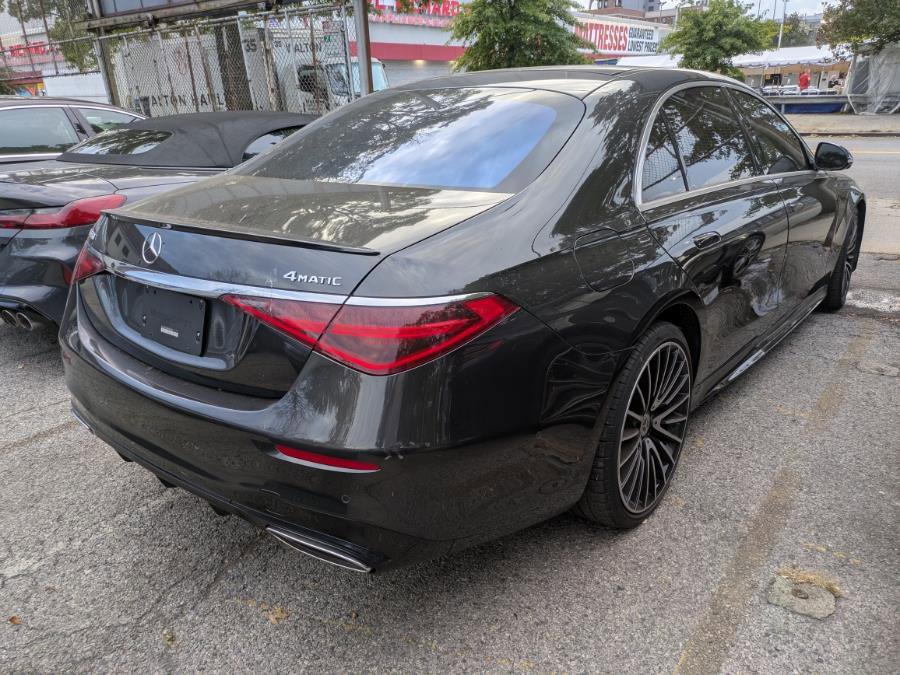 Used 2022 Mercedes-Benz S 580 4MATIC Sedan image 6