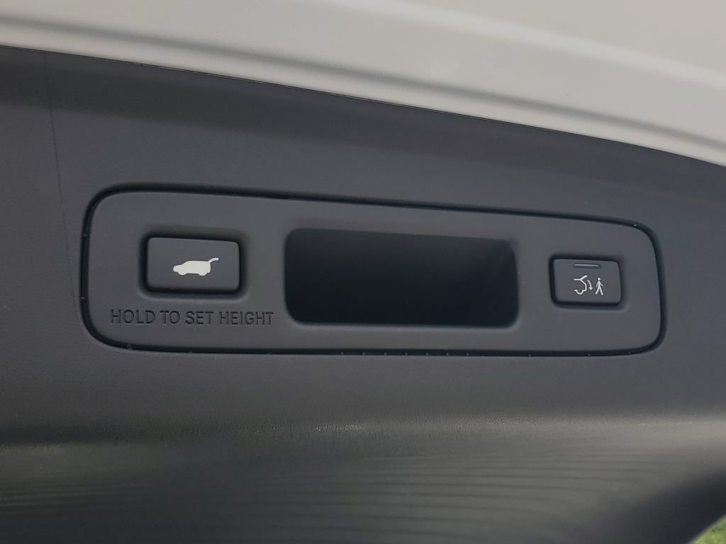 Certified 2025 Acura ADX A-Spec FWD image 11