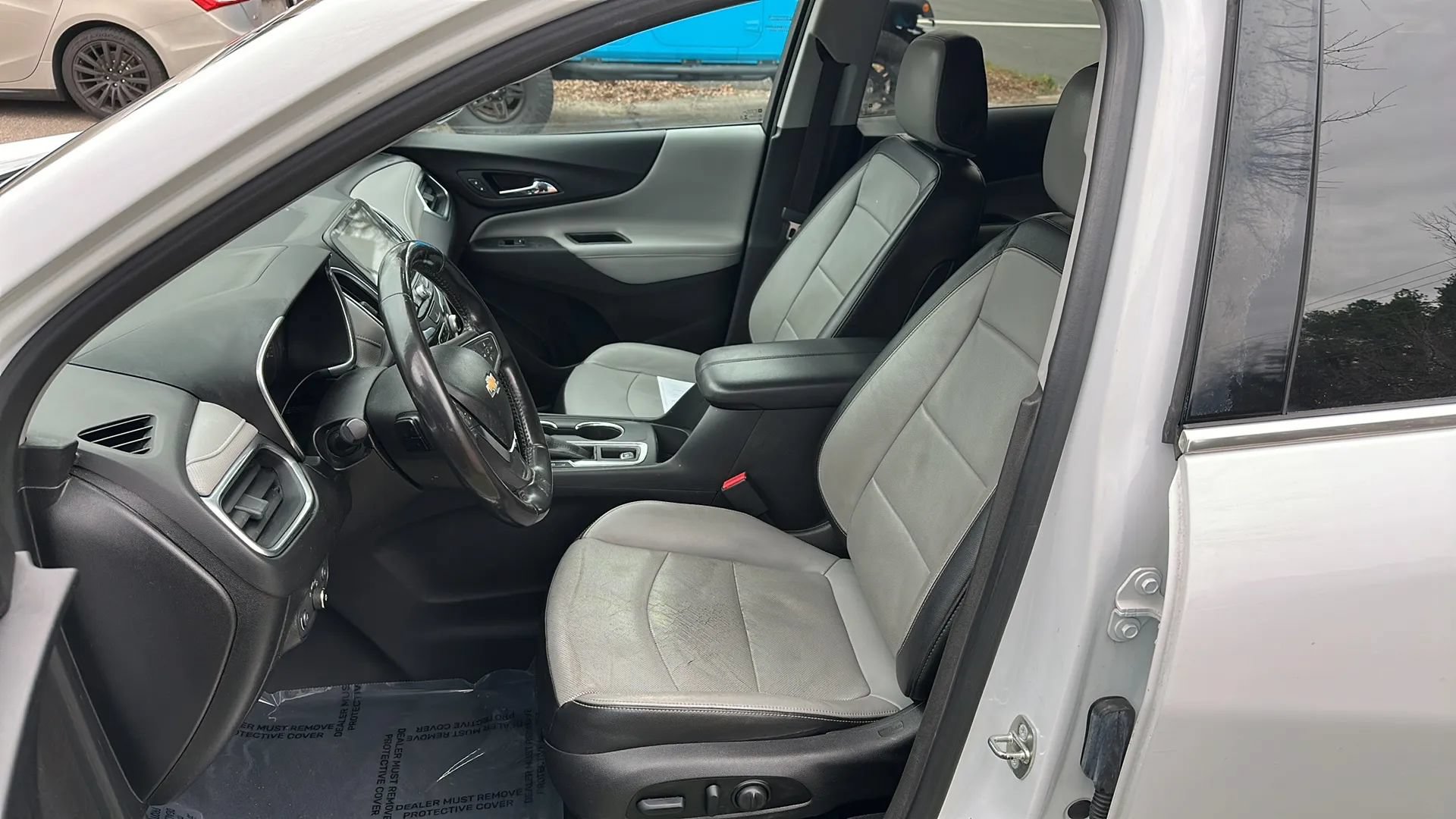 Used 2018 Chevrolet Equinox Premier FWD image 15