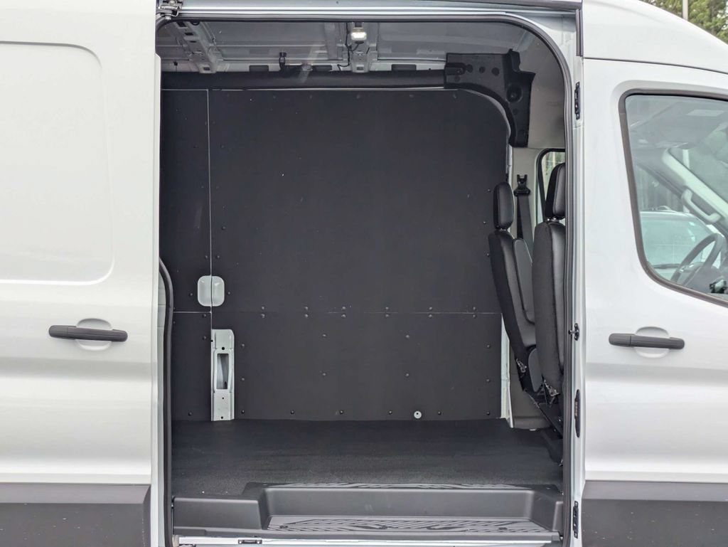 New 2027 Ford Transit 250 148 Medium Roof w/ Load Area Protection Package RWD image 14
