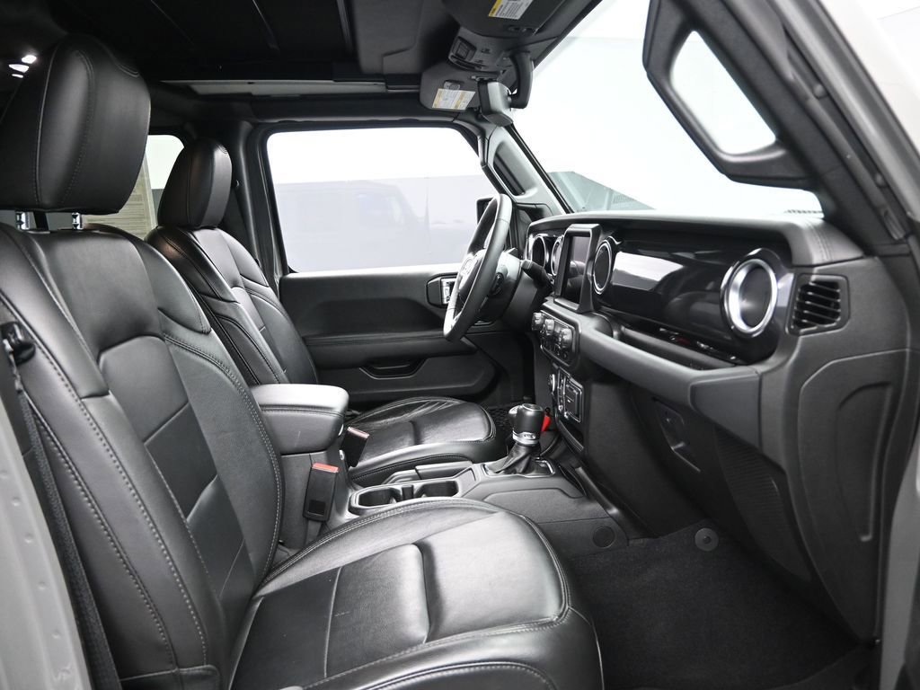 Used 2023 Jeep Wrangler Altitude image 35