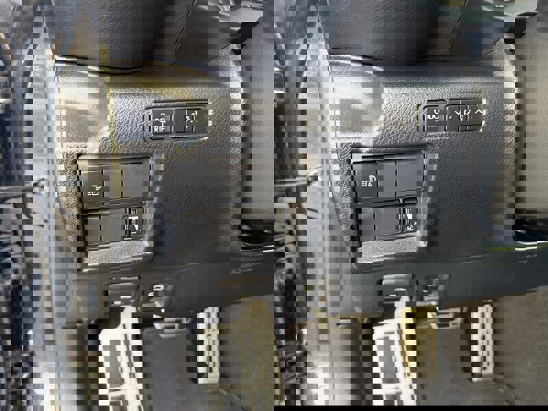 Used 2022 Lexus IS 350 F Sport w/ Navigation Package image 25