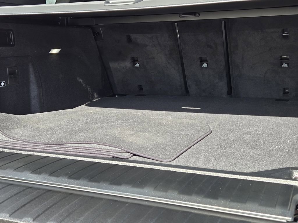 New 2026 BMW X5 M60i w/ Executive Package image 33