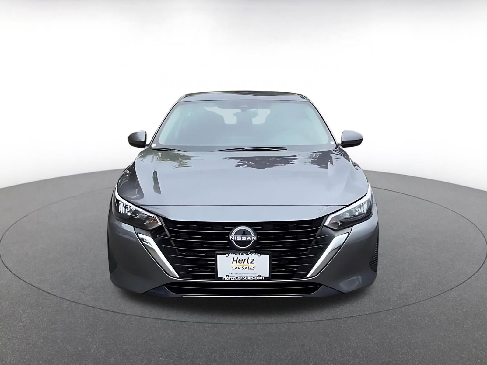 Used 2025 Nissan Sentra SV FWD image 4