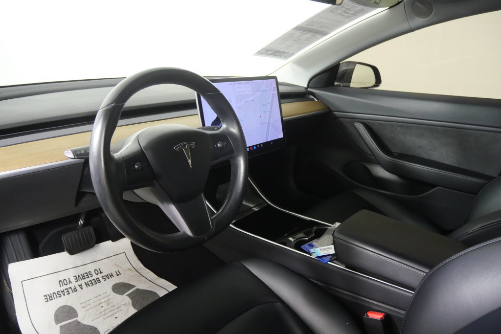 Used 2018 Tesla Model 3 Long Range RWD image 12