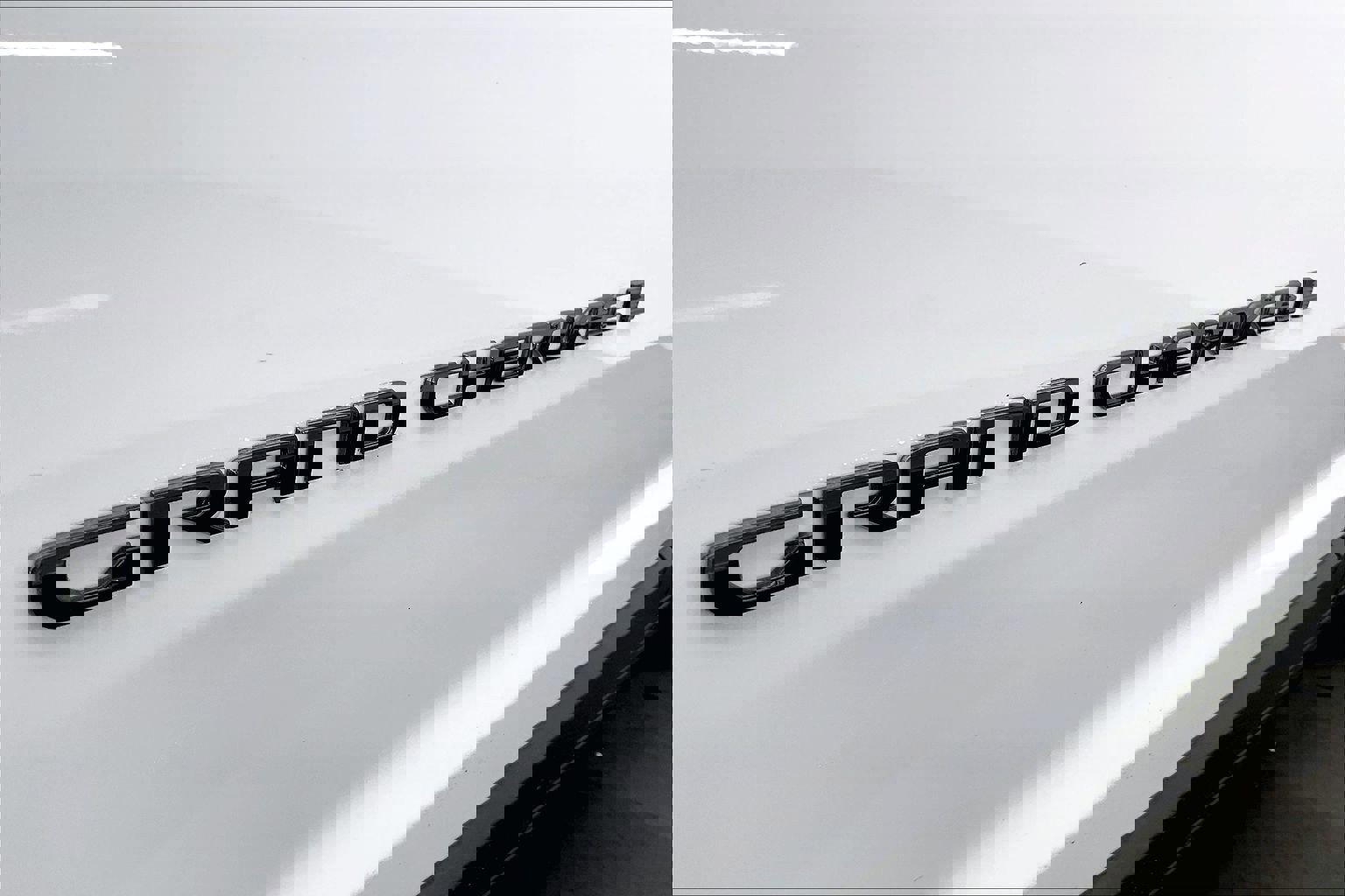 New 2025 Jeep Grand Cherokee L Altitude image 17