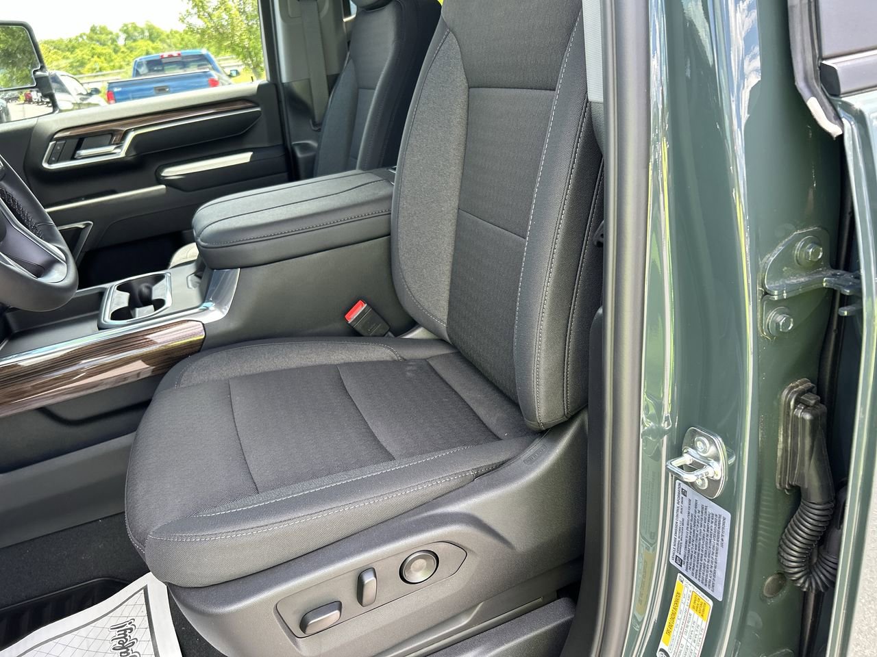 New 2026 Chevrolet Silverado 3500 LT w/ All Star Edition AWD/4WD image 27