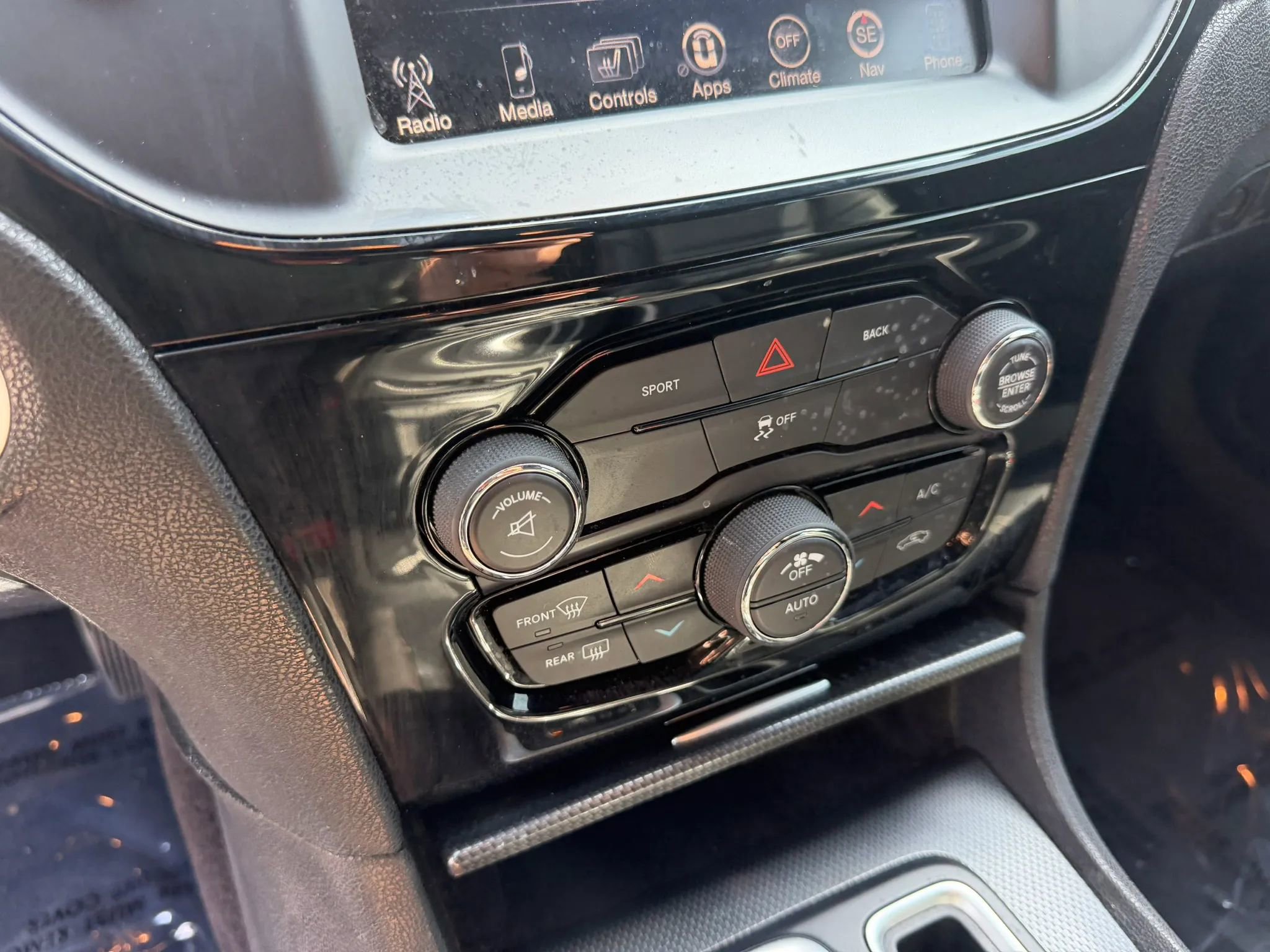 Used 2016 Chrysler 300 S image 26