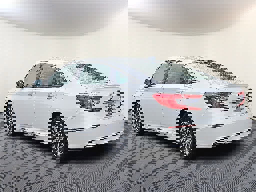 Certified 2020 Honda Accord Touring image 6