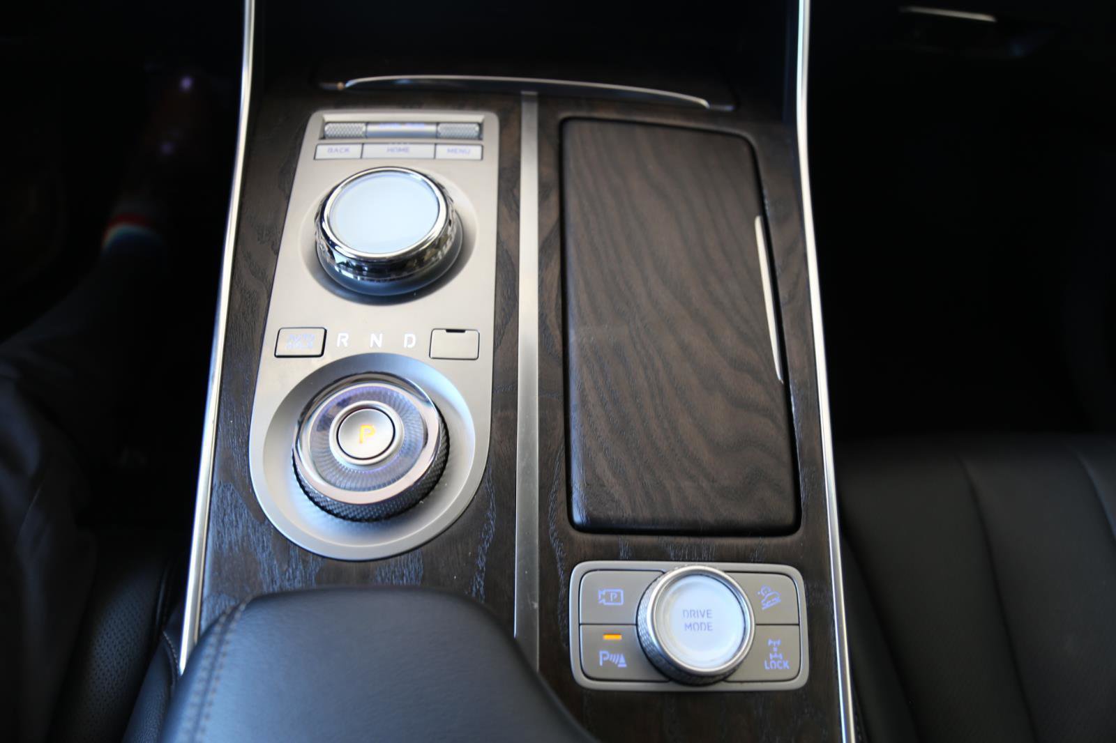 Used 2024 Genesis GV80 2.5T AWD/4WD image 22