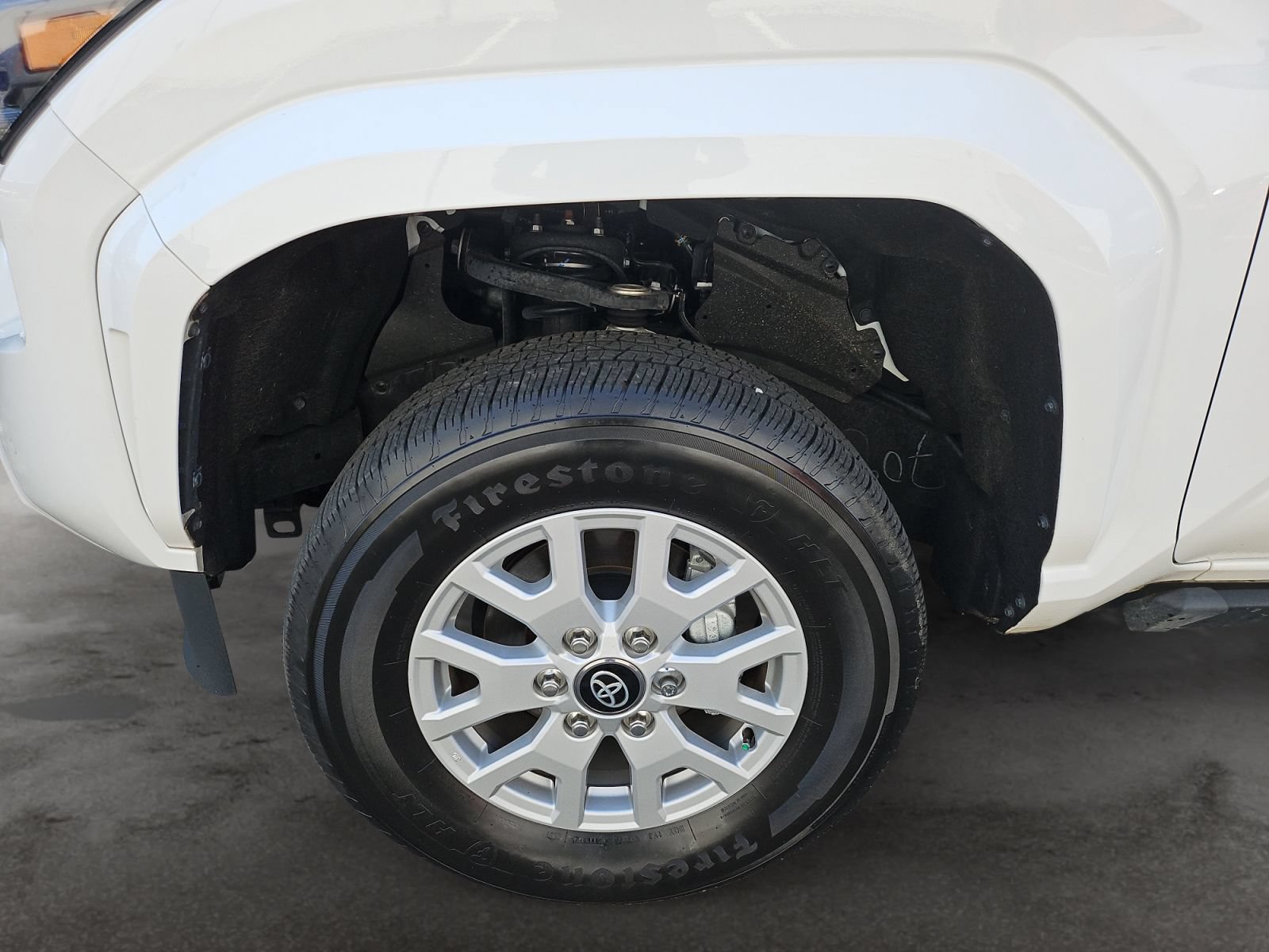 Used 2024 Toyota Tacoma SR5 w/ SR5 Upgrade Package RWD image 34