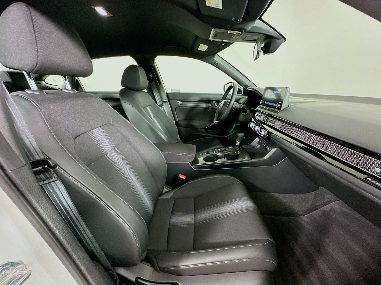 Used 2026 Honda Civic Sport image 39