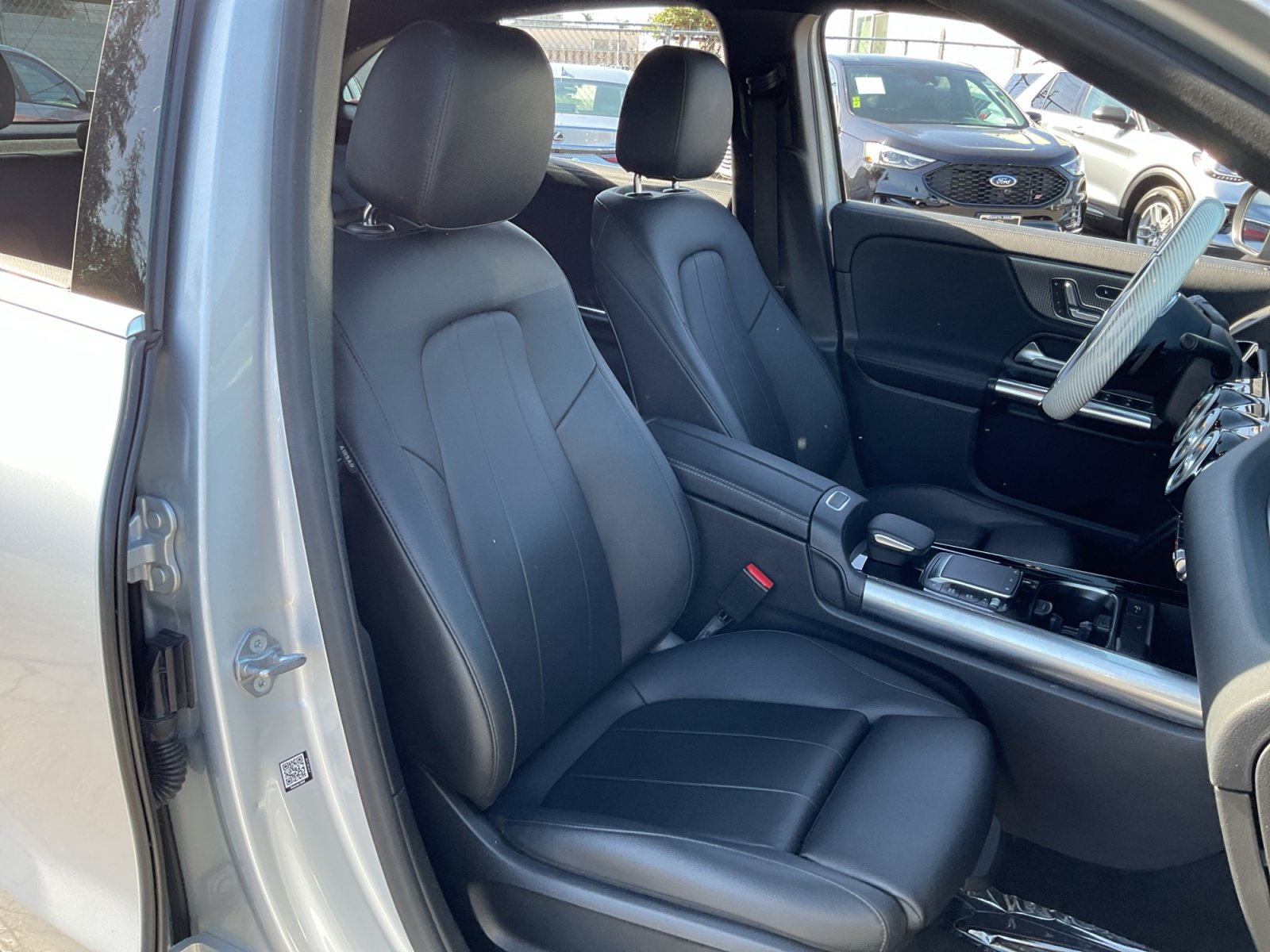 Used 2021 Mercedes-Benz GLA 250 4MATIC w/ Premium Package image 21