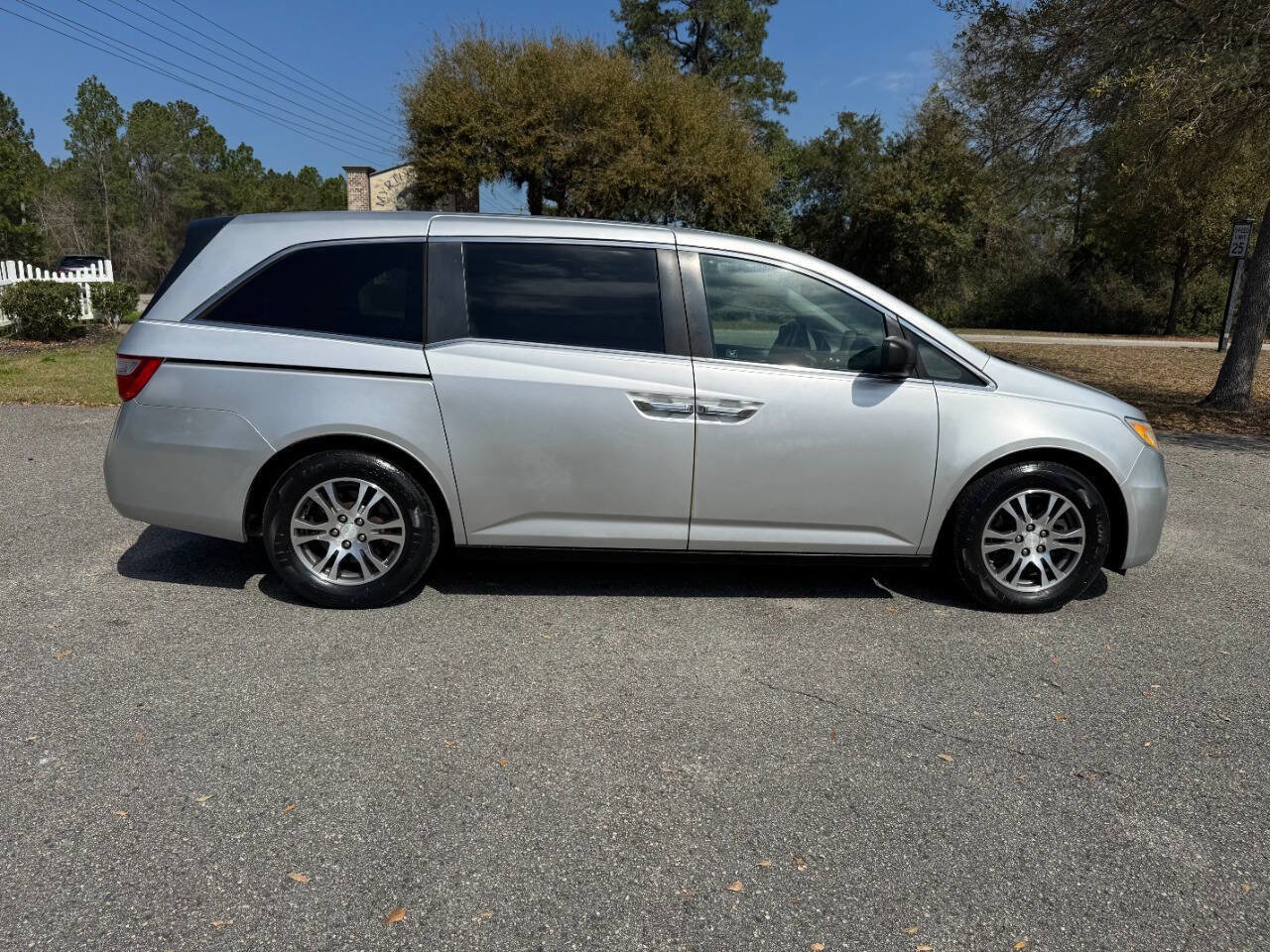 Used 2011 Honda Odyssey EX-L image 7