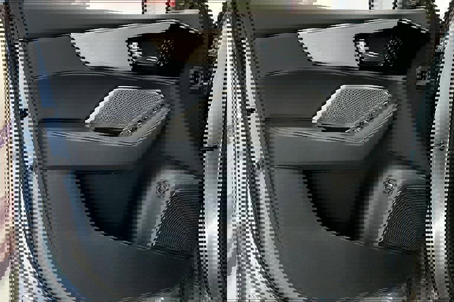 Certified 2023 Acura MDX SH-AWD image 25