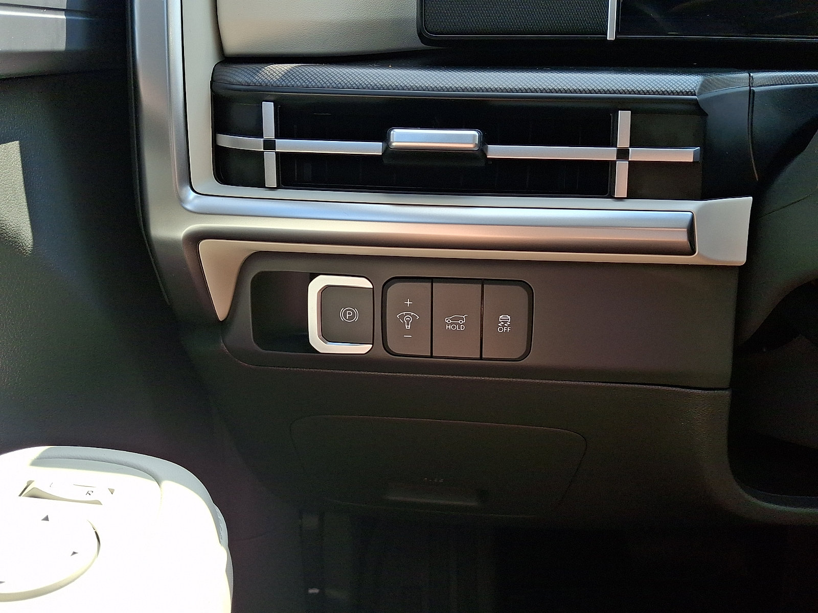 Certified 2026 Hyundai Santa Fe SEL AWD/4WD image 23