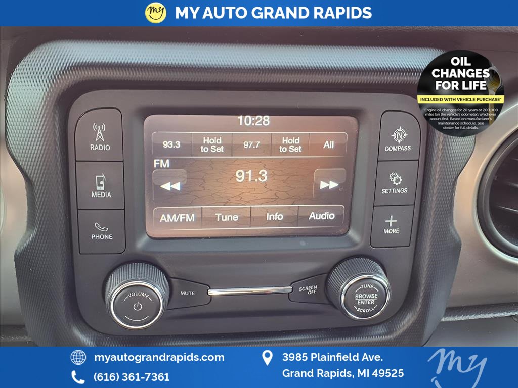 Used 2020 Jeep Wrangler Sport image 7