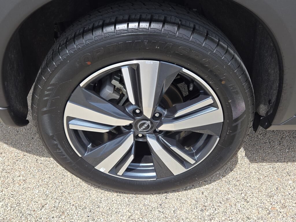 Used 2026 Nissan Rogue SL AWD/4WD image 10