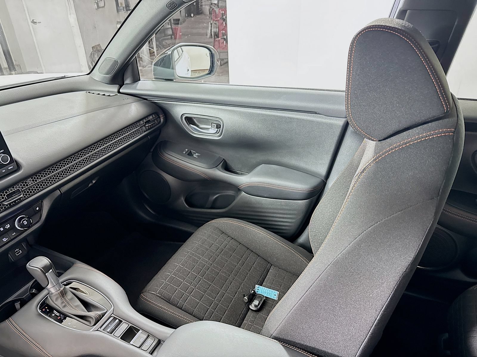 Used 2024 Honda HR-V Sport image 17