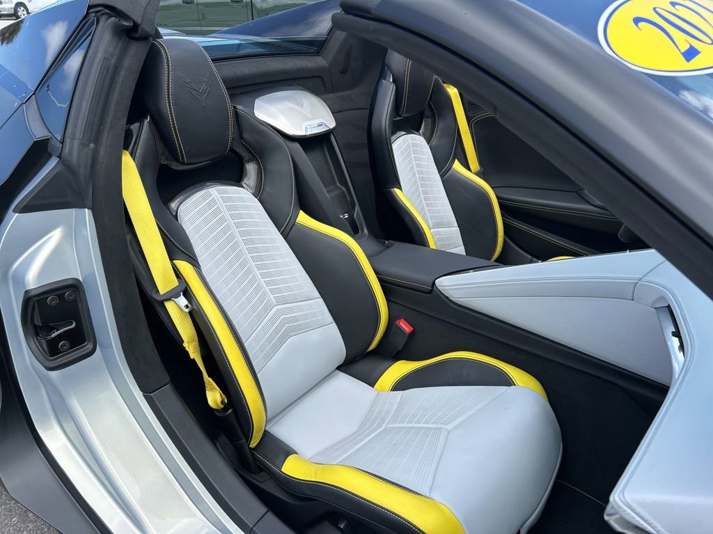 Used 2021 Chevrolet Corvette Stingray Premium Conv w/ Z51 Performance Package image 35